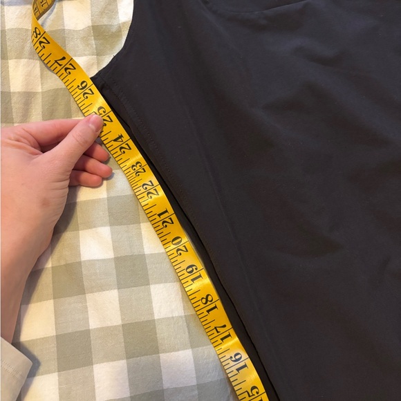 Lululemon Lightweight Mid-Rise Barrel-Leg Cropped Pants - Picture 7 of 9